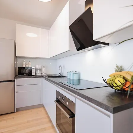 Appartement Stella Maris 2bdr, Balcony, Sea View, Garage, Bbq Zadar
