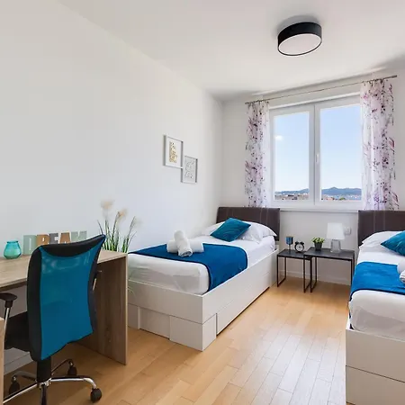 Stella Maris 2bdr, Balcony, Sea View, Garage, Bbq Apartament *