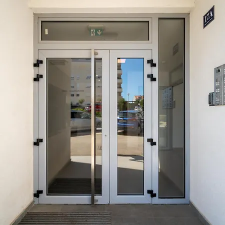 Apartment Stella Maris 2bdr, Balcony, Sea View, Garage, Bbq Zadar