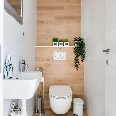 Stella Maris 2bdr, Balcony, Sea View, Garage, Bbq Apartament