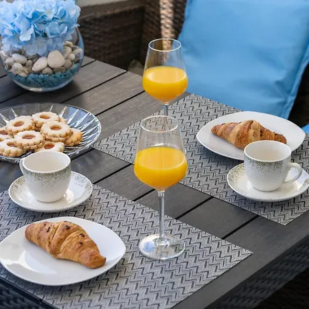 Stella Maris 2bdr, Balcony, Sea View, Garage, Bbq * Zadar