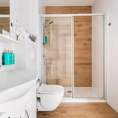 Stella Maris 2bdr, Balcony, Sea View, Garage, Bbq Apartament Zadar