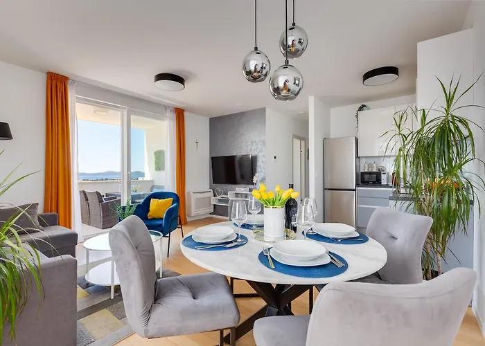 Apartment Stella Maris 2bdr, Balcony, Sea View, Garage, Bbq *