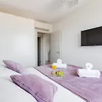 Stella Maris 2bdr, Balcony, Sea View, Garage, Bbq דירה