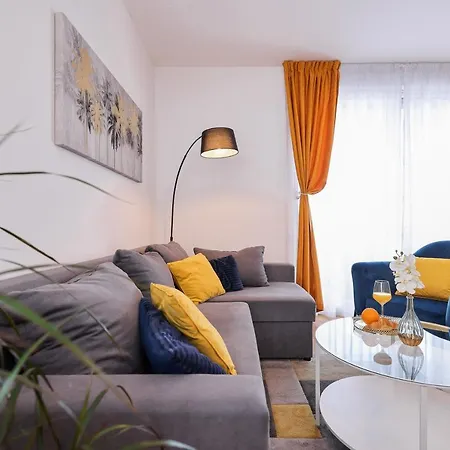 Stella Maris 2bdr, Balcony, Sea View, Garage, Bbq Zadar