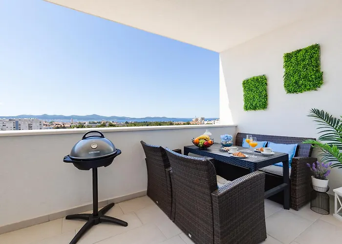 Stella Maris 2bdr, Balcony, Sea View, Garage, Bbq Appartement Zadar